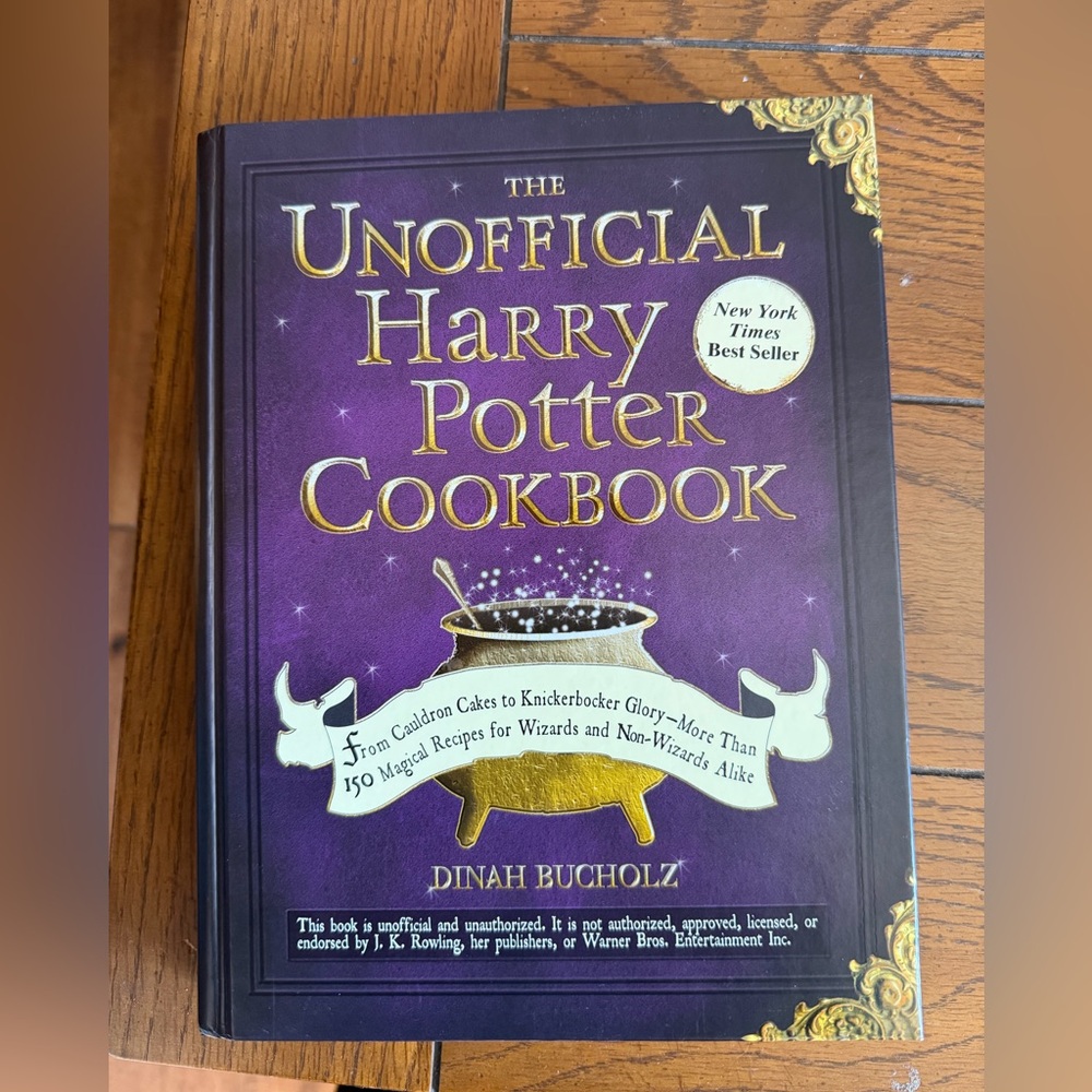 The Unofficial Harry Potter Cookbook - Purple Cover